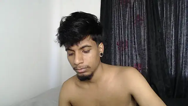 Snapshot of stevenosori chatting on 09.26.25 stevenosori online show from 09.26.25