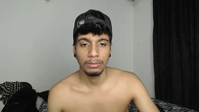 Snapshot of stevenosori chatting on 11.10.25 stevenosori online show from 11.10.25