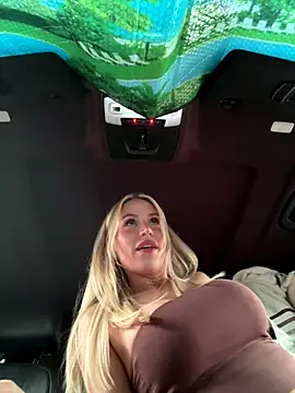 jasminesummer online show from 11.18.25