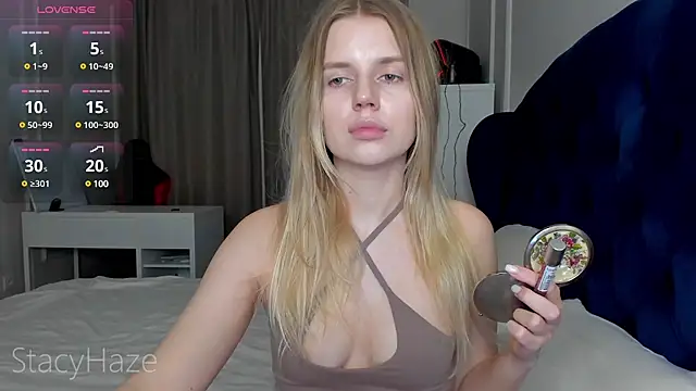 Snapshot of stussy3325 chatting on 02.25.25 stussy3325 online show from 02.25.25