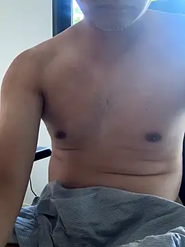 Snapshot of knobhead2020 chatting on 10.18.25 knobhead2020 online show from 10.18.25