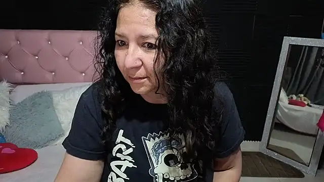 Snapshot of katifoxx chatting on 06.08.26 katifoxx online show from 06.08.26