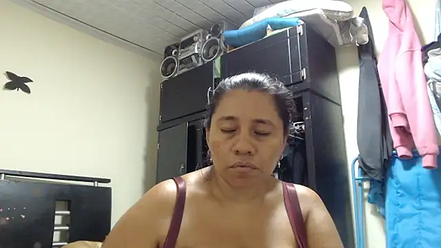 adrixxx38 online show from 05.05.26