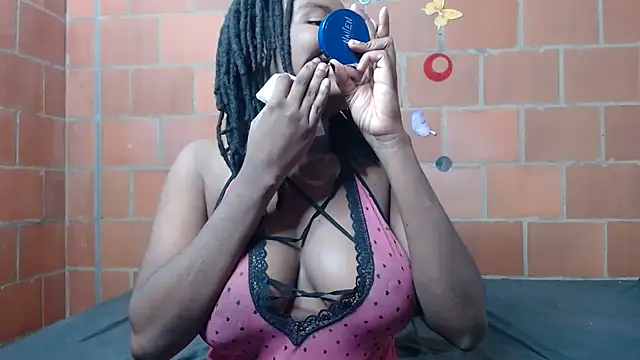 Snapshot of Magaharper10 chatting on 02.12.26 Magaharper10 online show from 02.12.26