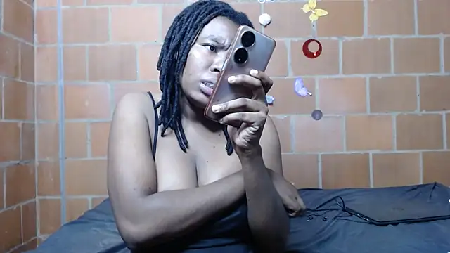 Snapshot of Magaharper10 chatting on 03.09.26 Magaharper10 online show from 03.09.26