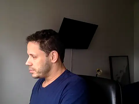 Snapshot of FelipeRiver chatting on 10.09.25 FelipeRiver online show from 10.09.25