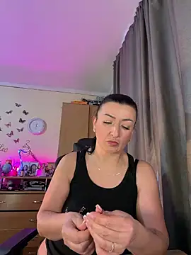 Snapshot of Hotangel75 chatting on 02.12.26 Hotangel75 online show from 02.12.26