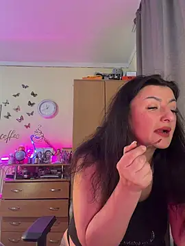 Snapshot of Hotangel75 chatting on 02.13.26 Hotangel75 online show from 02.13.26