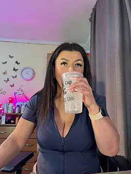 Snapshot of Hotangel75 chatting on 03.06.26 Hotangel75 online show from 03.06.26