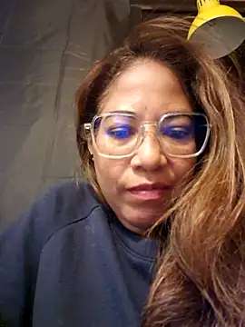 Snapshot of mila38 chatting on 05.14.26 mila38 online show from 05.14.26