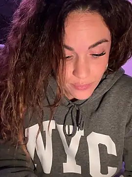 Clara-xoxo online show from 01.11.25