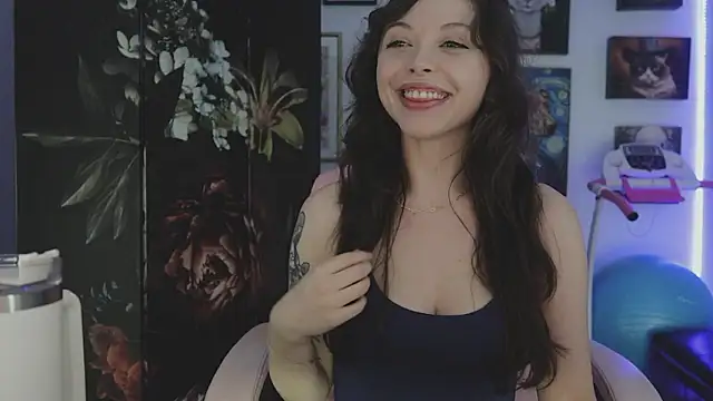 Snapshot of makiyahbelle chatting on 01.17.26 makiyahbelle online show from 01.17.26