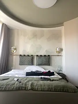 Etwas neugierig online show from 01.07.25