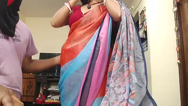 Elina Raj online show from 02.26.25