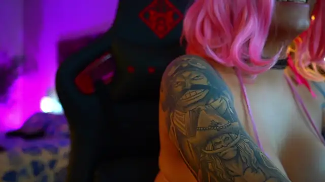 ambarEvans online show from 12.02.24