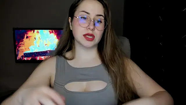 SeasonalSomeone online show from 03.19.25