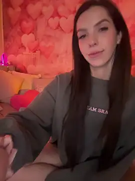 Snapshot of JordanXo chatting on 02.15.25 JordanXo online show from 02.15.25