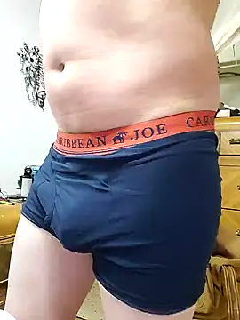 Snapshot of MaddyC6992 chatting on 02.23.25 MaddyC6992 online show from 02.23.25