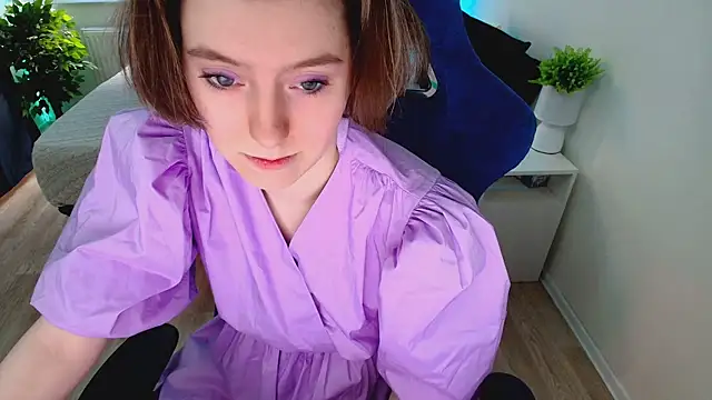 CranberryHot online show from 10.12.25