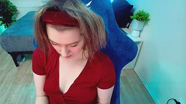 CranberryHot online show from 12.20.25