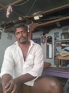 Snapshot of rohanhotguy chatting on 02.16.26 rohanhotguy online show from 02.16.26