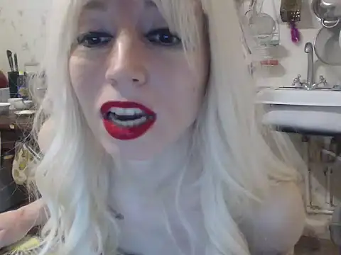 mimimi28 online show from 12.05.24