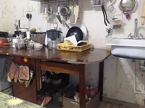 mimimi28 online show from 12.14.24