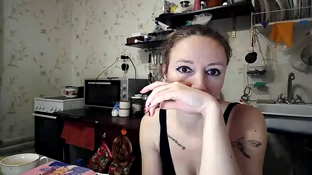 mimimi28 online show from 02.06.26