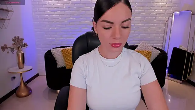 MorganHicks online show from 09.13.25