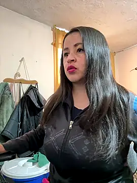 latinfemale online show from 12.18.25