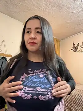 Snapshot of latinfemale chatting on 06.23.26 latinfemale online show from 06.23.26