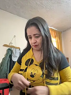 Snapshot of latinfemale chatting on 08.01.26 latinfemale online show from 08.01.26