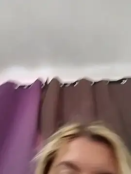 Snapshot of Mllesha74000 chatting on 02.26.26 Mllesha74000 online show from 02.26.26