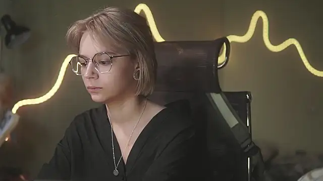 alyssa sweet online show from 05.05.26