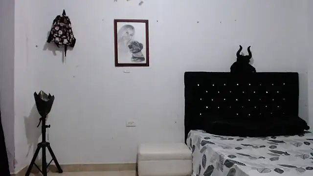 Snapshot of venuz_mendoza20 chatting on 10.30.25 venuz mendoza20 online show from 10.30.25