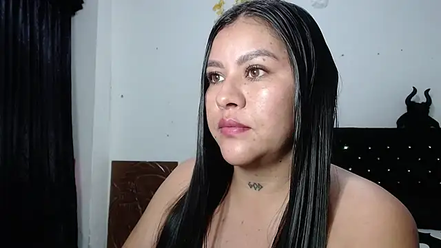 Snapshot of venuz_mendoza20 chatting on 01.11.26 venuz mendoza20 online show from 01.11.26