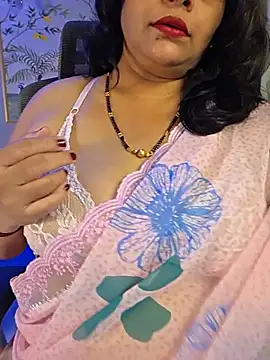 Snapshot of tarivishu23 chatting on 07.24.26 tarivishu23 online show from 07.24.26