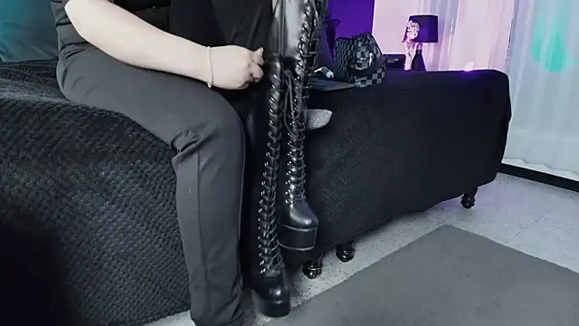  Jade 16 online show from 11.27.25