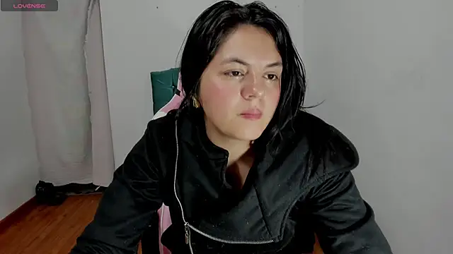 Snapshot of Anal_Milky_Momma chatting on 03.18.25 Anal Milky Momma online show from 03.18.25