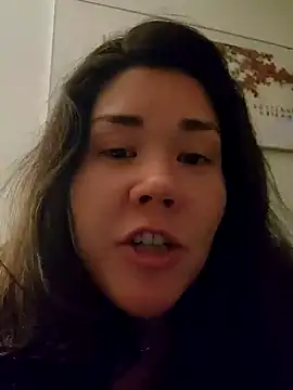 Snapshot of missemi chatting on 12.09.24 missemi online show from 12.09.24