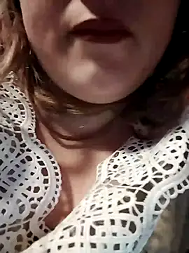 Snapshot of SWEETLUNA077 chatting on 01.06.26 SWEETLUNA077 online show from 01.06.26