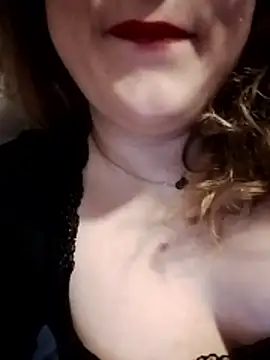 Snapshot of SWEETLUNA077 chatting on 01.10.26 SWEETLUNA077 online show from 01.10.26