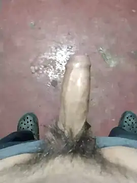 Snapshot of dickbastienweed chatting on 11.10.25 dickbastienweed online show from 11.10.25