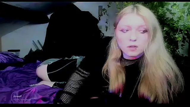 Snapshot of Blacklim00n chatting on 02.22.25 Blacklim00n online show from 02.22.25