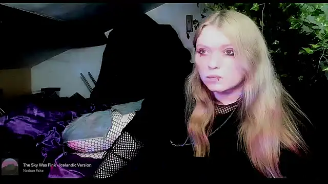 Snapshot of Blacklim00n chatting on 02.24.25 Blacklim00n online show from 02.24.25