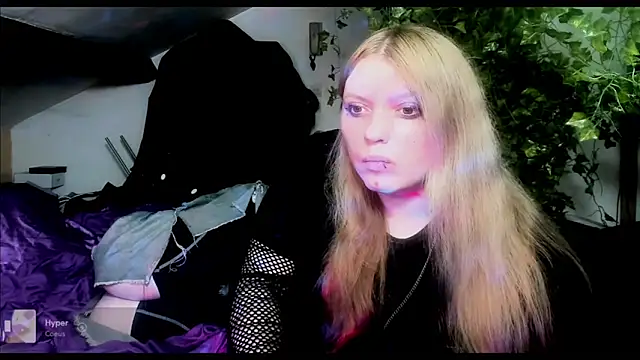 Snapshot of Blacklim00n chatting on 03.07.25 Blacklim00n online show from 03.07.25