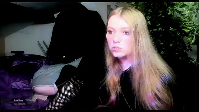 Snapshot of Blacklim00n chatting on 03.08.25 Blacklim00n online show from 03.08.25