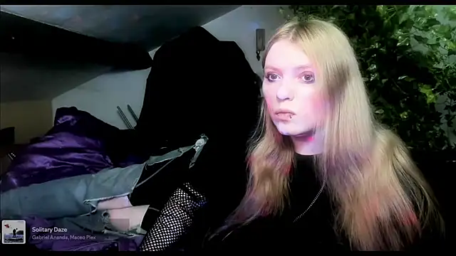 Snapshot of Blacklim00n chatting on 03.10.25 Blacklim00n online show from 03.10.25