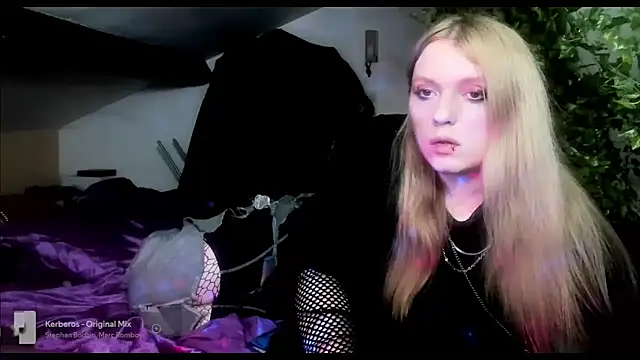 Snapshot of Blacklim00n chatting on 03.15.25 Blacklim00n online show from 03.15.25