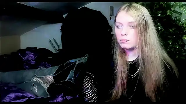 Snapshot of Blacklim00n chatting on 03.19.25 Blacklim00n online show from 03.19.25